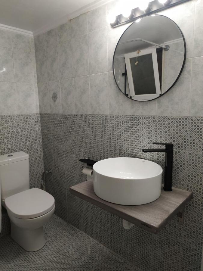 Cozy Apartment Near Metro Station Agia Marina Афины Экстерьер фото