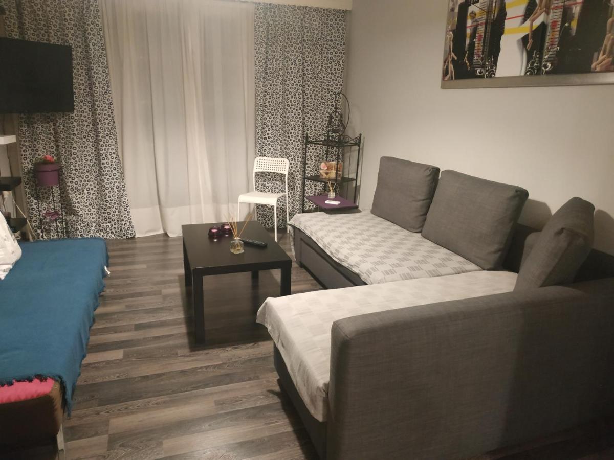 Cozy Apartment Near Metro Station Agia Marina Афины Экстерьер фото