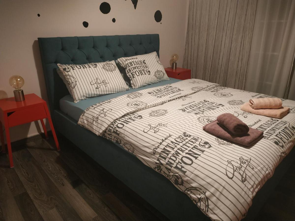 Cozy Apartment Near Metro Station Agia Marina Афины Экстерьер фото